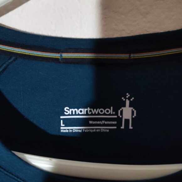 Smartwool long sleeve dark teal shirt, women's size large - Picture 3 of 3